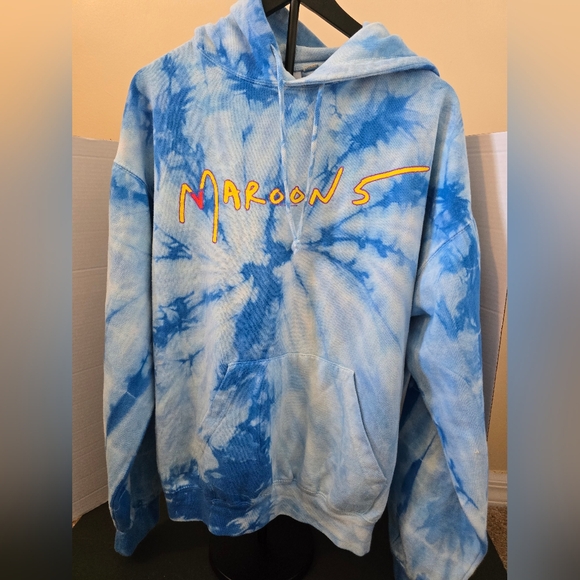 2019 MAROON 5 L Hooded Sweatshirt Adam Levine Jesse Carmichael James Valentine - Picture 1 of 4